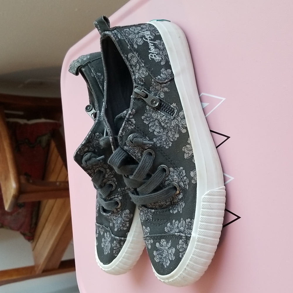 BLOWFISH Mod Floral Slip On Sneaker 6.5 Grey - Picture 6 of 9